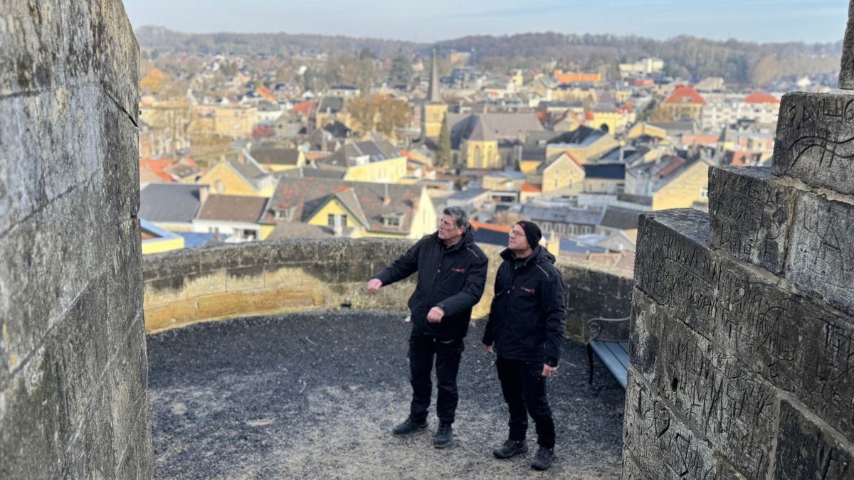 Monumentenwacht inspecteert Kasteelruïne Valkenburg: 'Iedere centimeter bekeken'