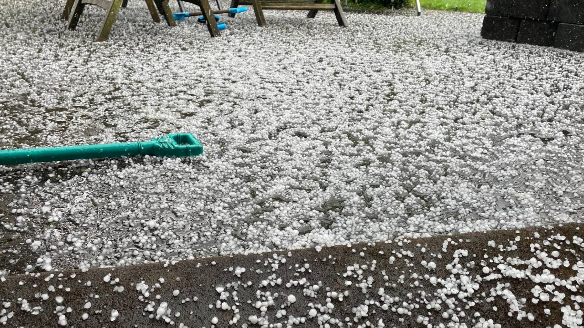 112-nieuws: Kans op windstoten en hagelstenen van twee centimeter