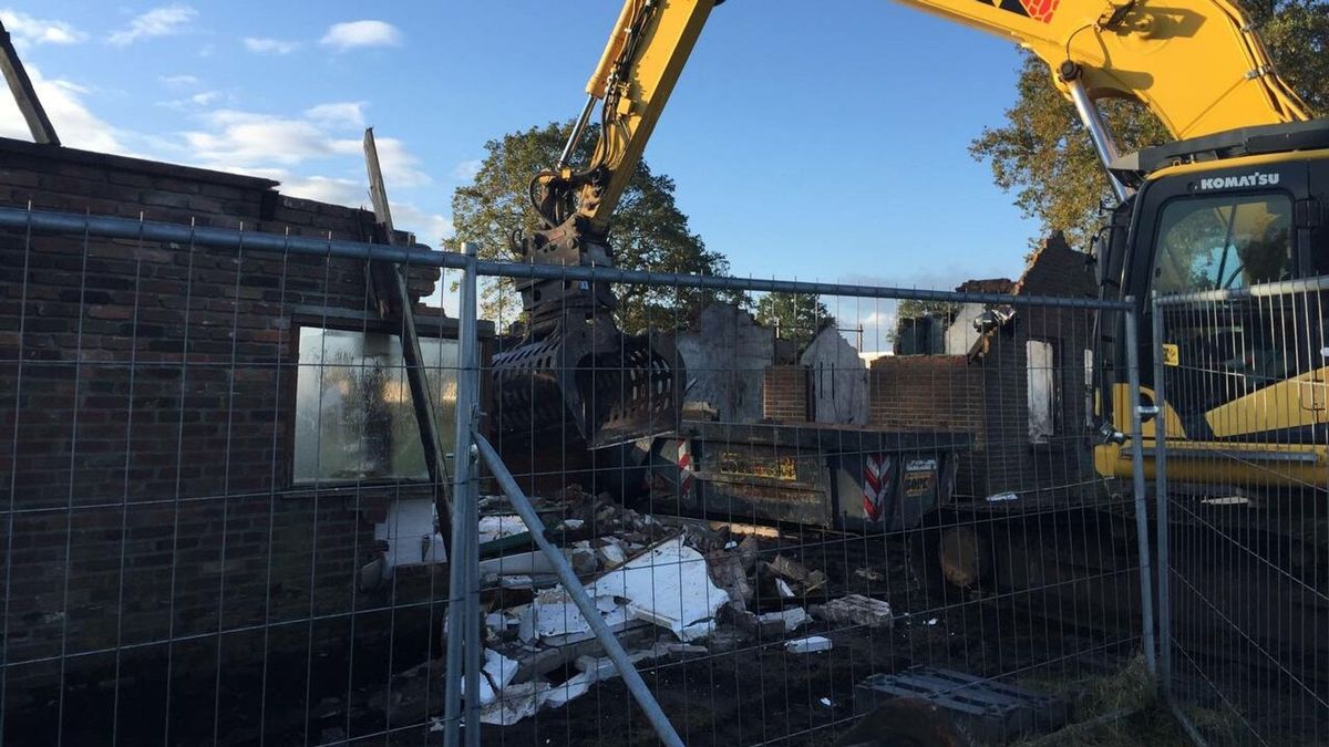 Voormalig huis van Jan Huisjes tegen de vlakte: 'Kan ik eindelijk de zaak afsluiten'