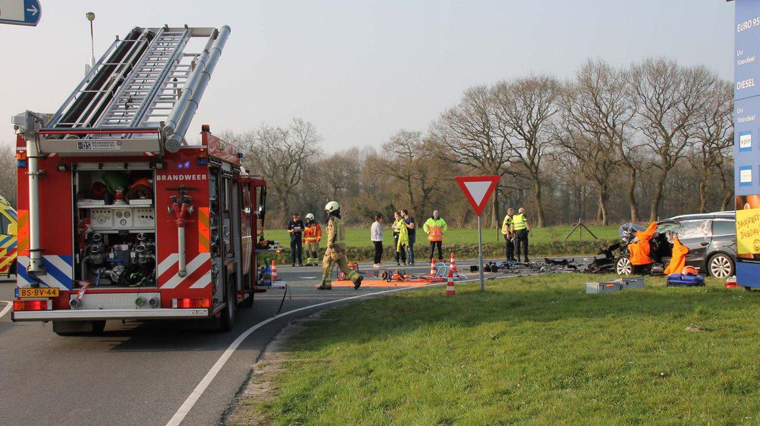 De automobiliste botste frontaal op een andere auto (Rechten: Persbureau Meter)