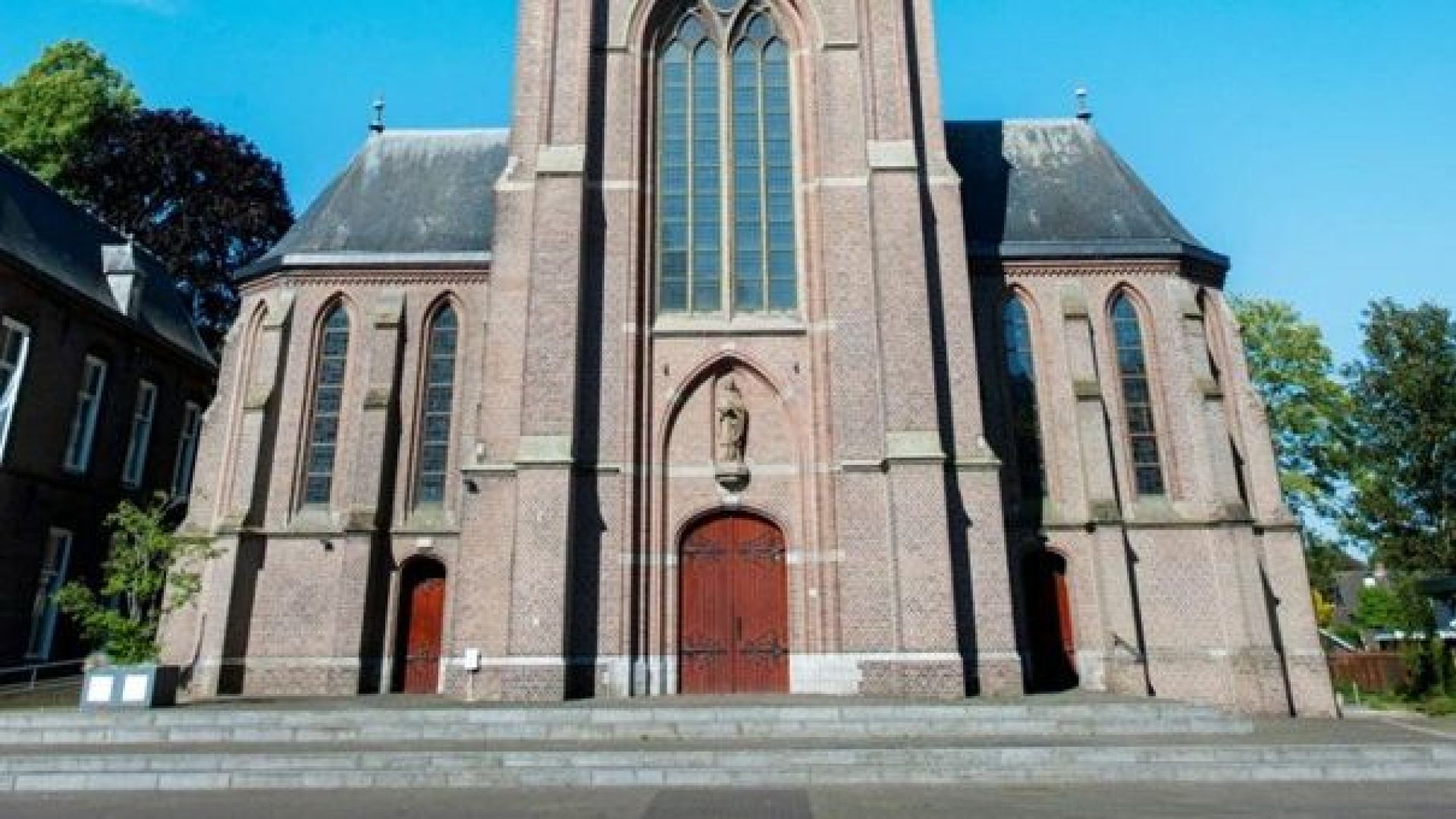 De Sint-Werenfriduskerk in Zieuwent.