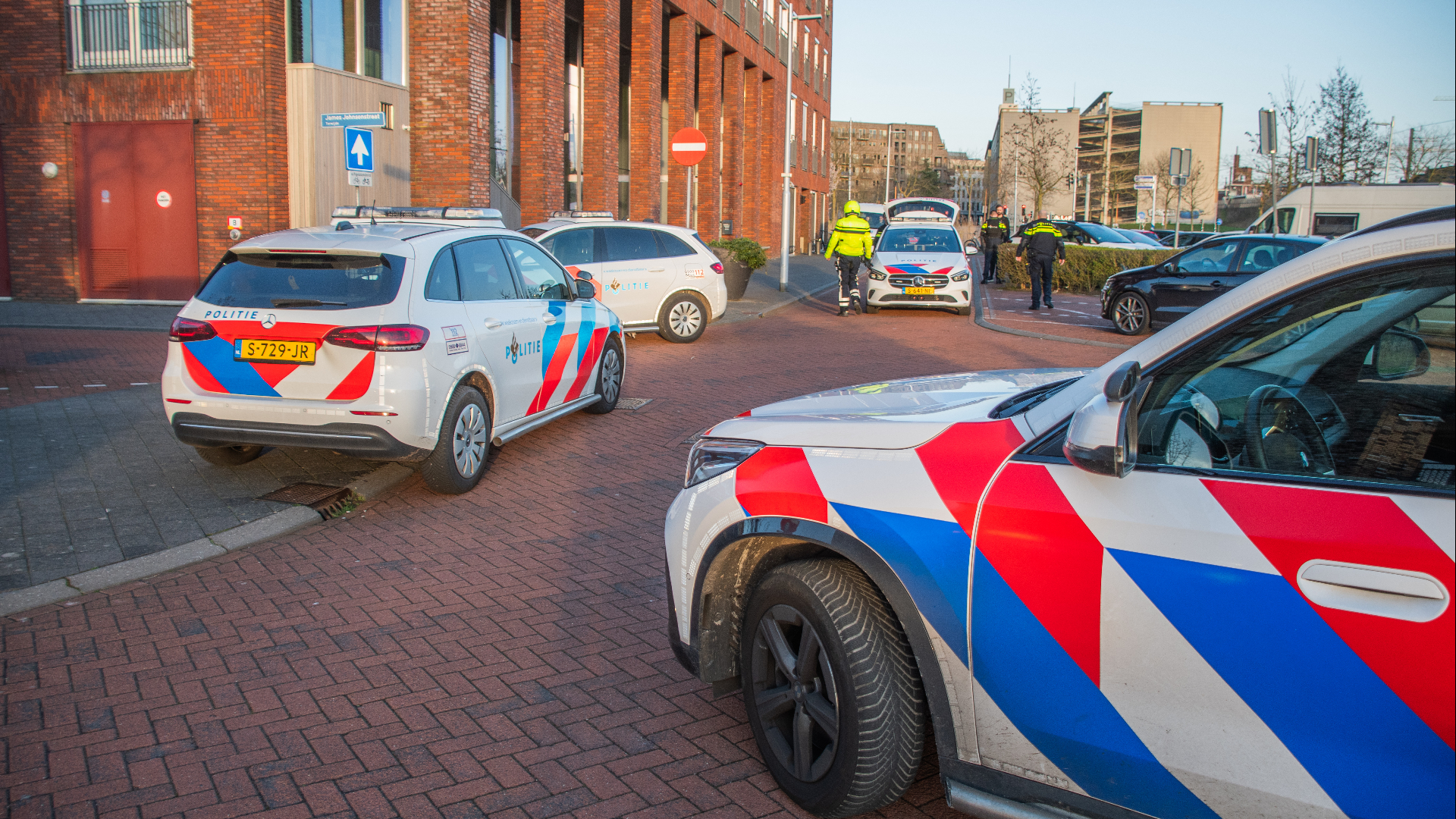 Grote politieactie in Leidsche Rijn na vuurwapenmelding, niks aangetroffen