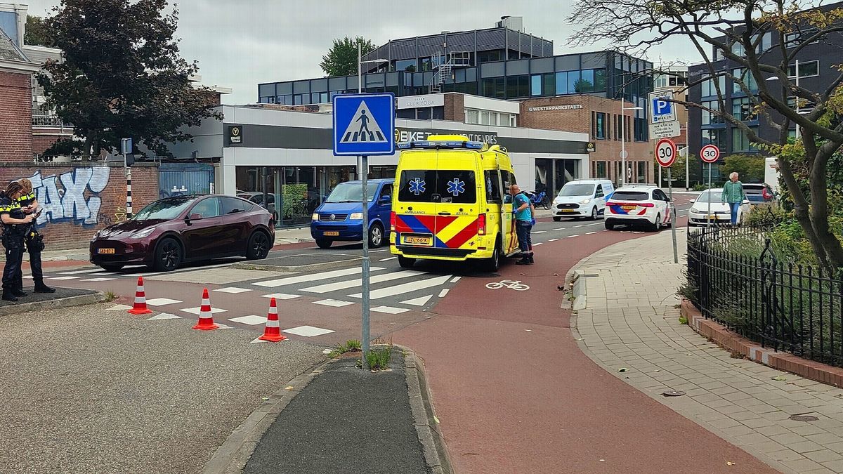 Bestuurder driewieler gewond bij ongeluk in Leeuwarden | Vrouw (32) ernstig gewond bij ongeluk in Ro
