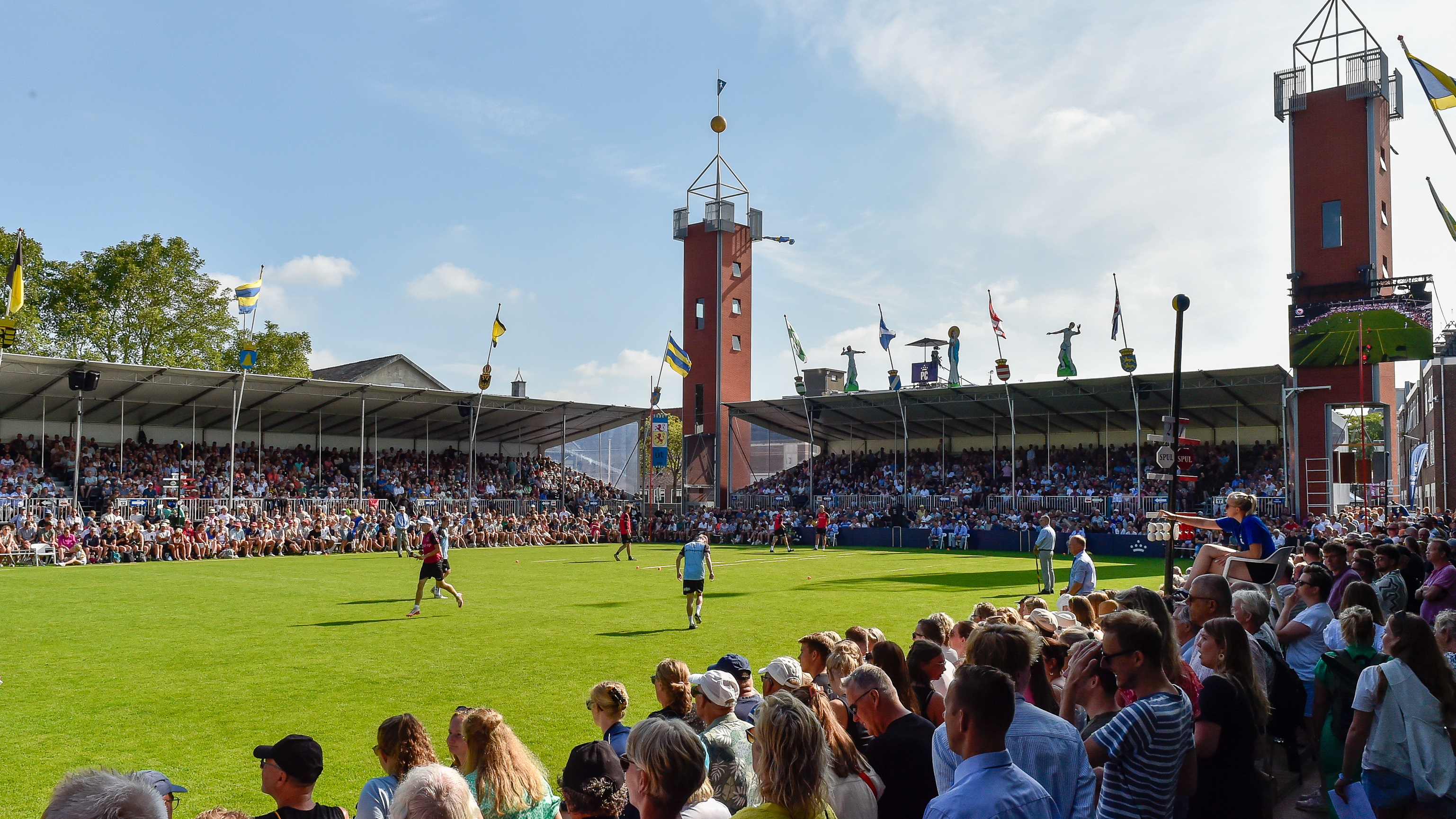 Ga of wil je naar de 172e PC in Franeker (of het feest erna)? Dan is dit wat je moet weten
