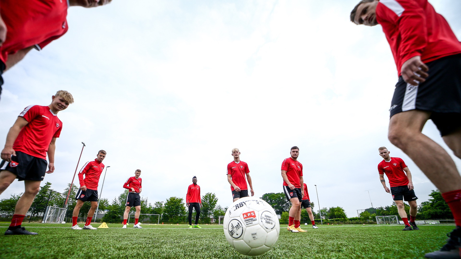 Een training van Harkemase Boys, begin dit seizoen