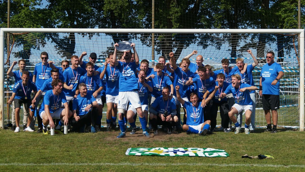 Trots Veenhuizen is kampioen en kijkt uit naar derde klasse: 'Zijn met iets moois bezig'