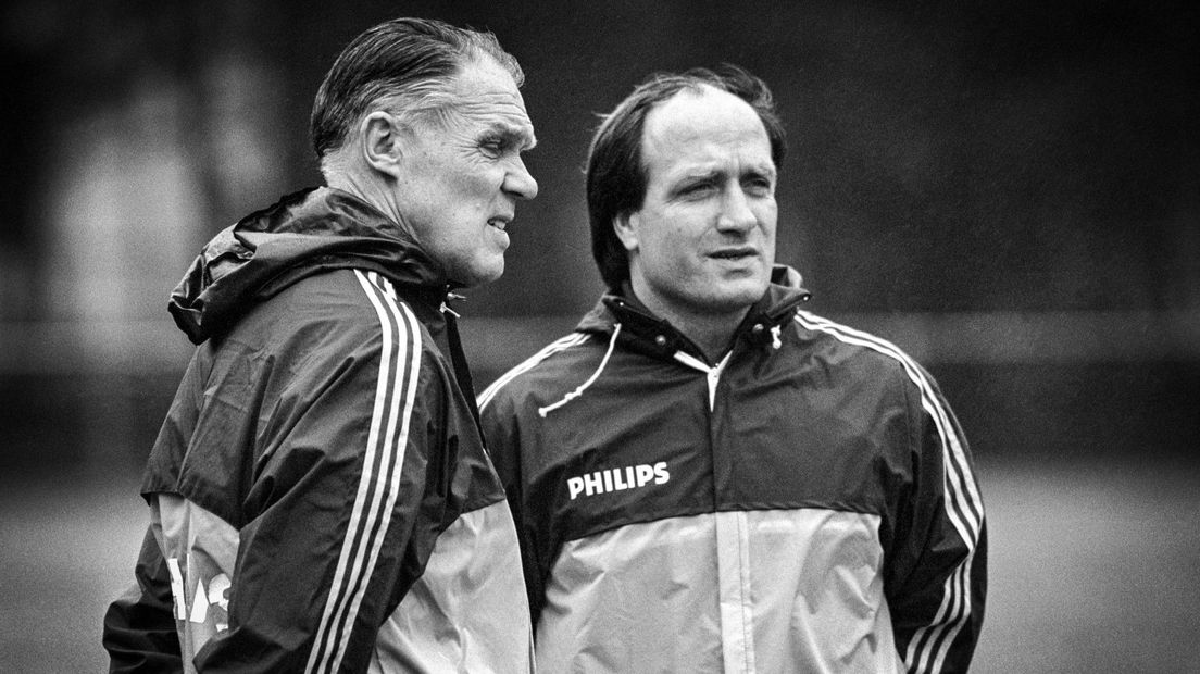 Rinus Michels (de Generaal) en Dick Advocaat (de Kleine Generaal) bij Oranje in 1987