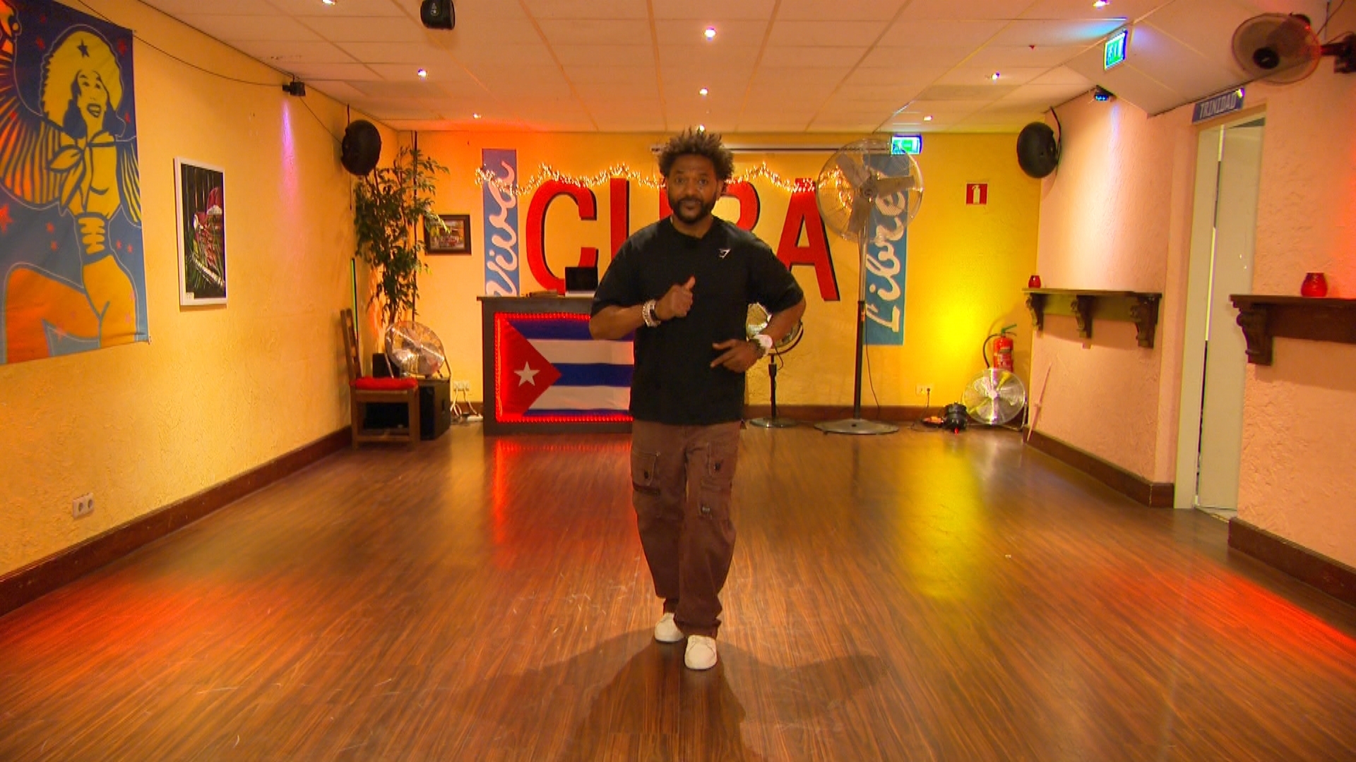 Doe mee met de basis van salsa! | Beweegplaat