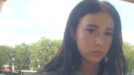 Politie zoekt jonge verdachte na sluwe babbeltruc bij 89-jarige vrouw in Zwolle Home
