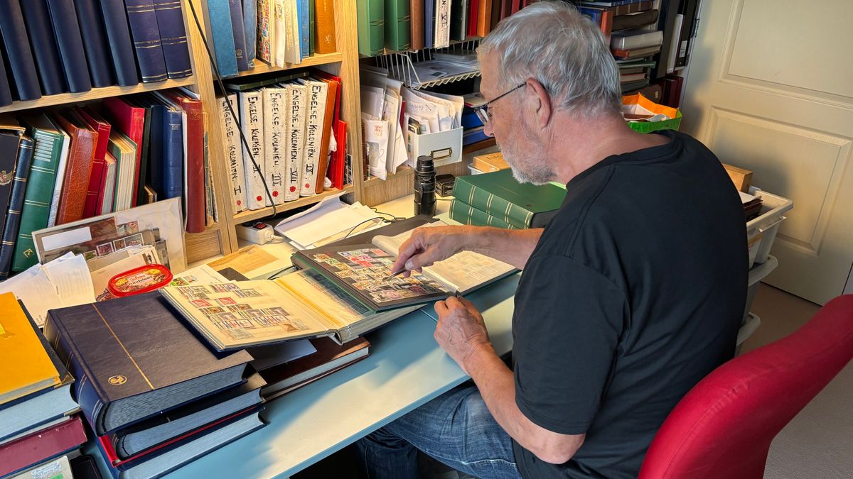 Postzegels verzamelen, wie doet dat nog? Johan (71) uit Drachten houdt vol