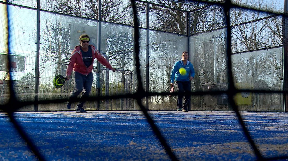 De nieuwe padelbaan in Scharendijke