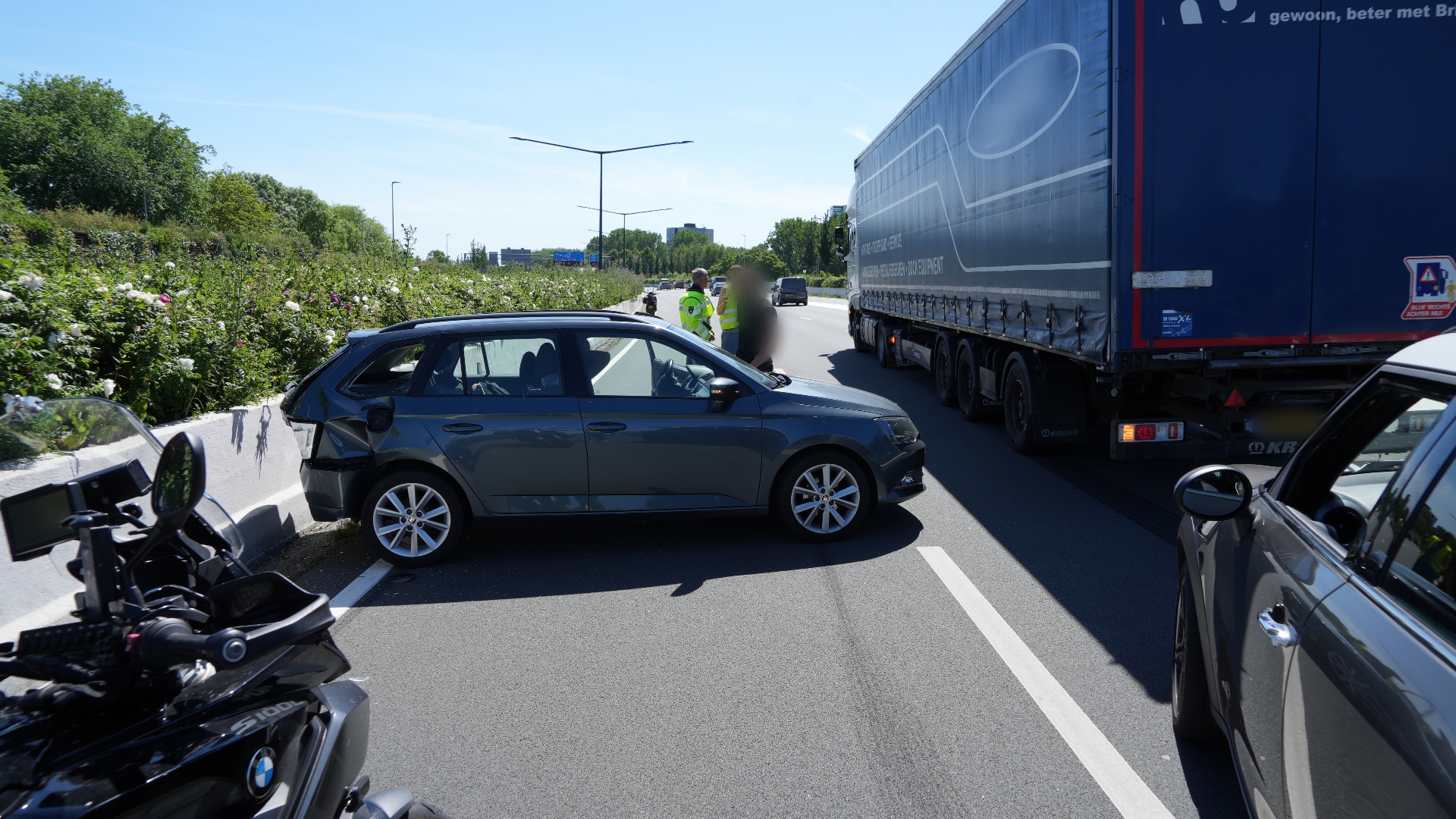 Aanrijding op A28 tussen Groningen en Haren.