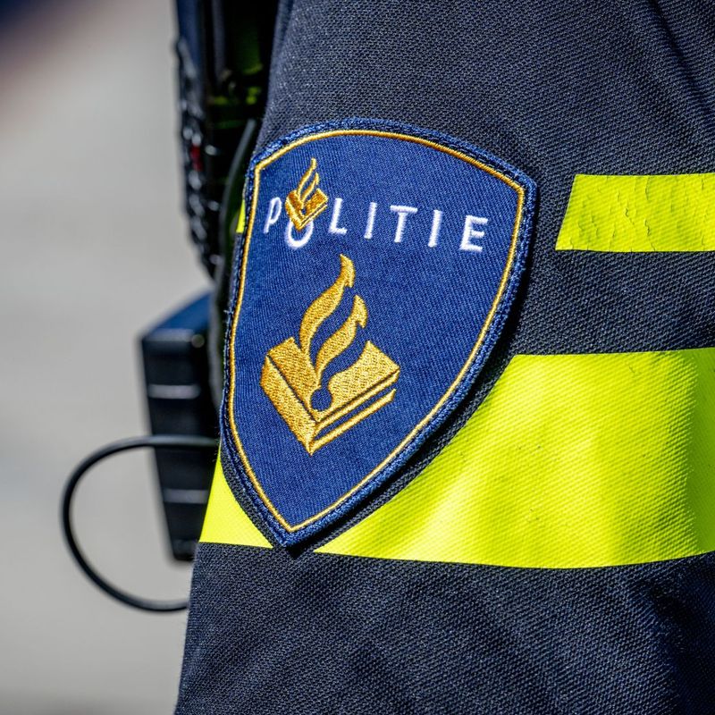 Man Slaat Zeven Willekeurige Mensen In Elkaar Omroep Gelderland