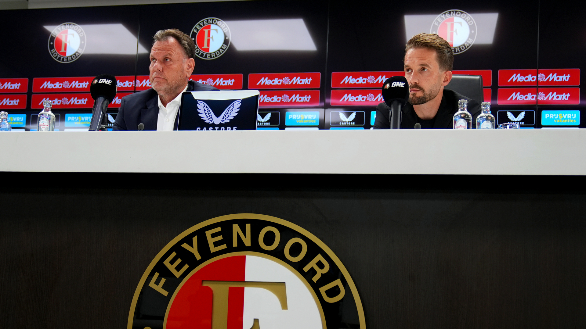 Eenhoorn en Rigaux gepresenteerd in De Kuip