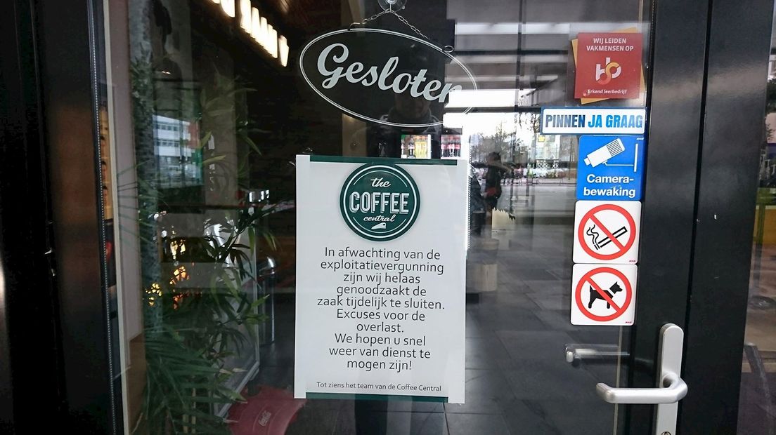 De reizigers op het station moeten het nog even doen zonder een bakkie troost van The Coffee Corner