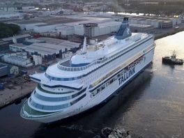 De Silja Europa ligt momenteel in de Rotterdamse haven.
