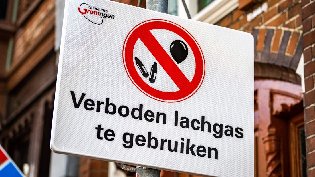 Op borden in het uitgaansgebied in Stad wordt al aangegeven dat het gebruik van lachgas verboden is