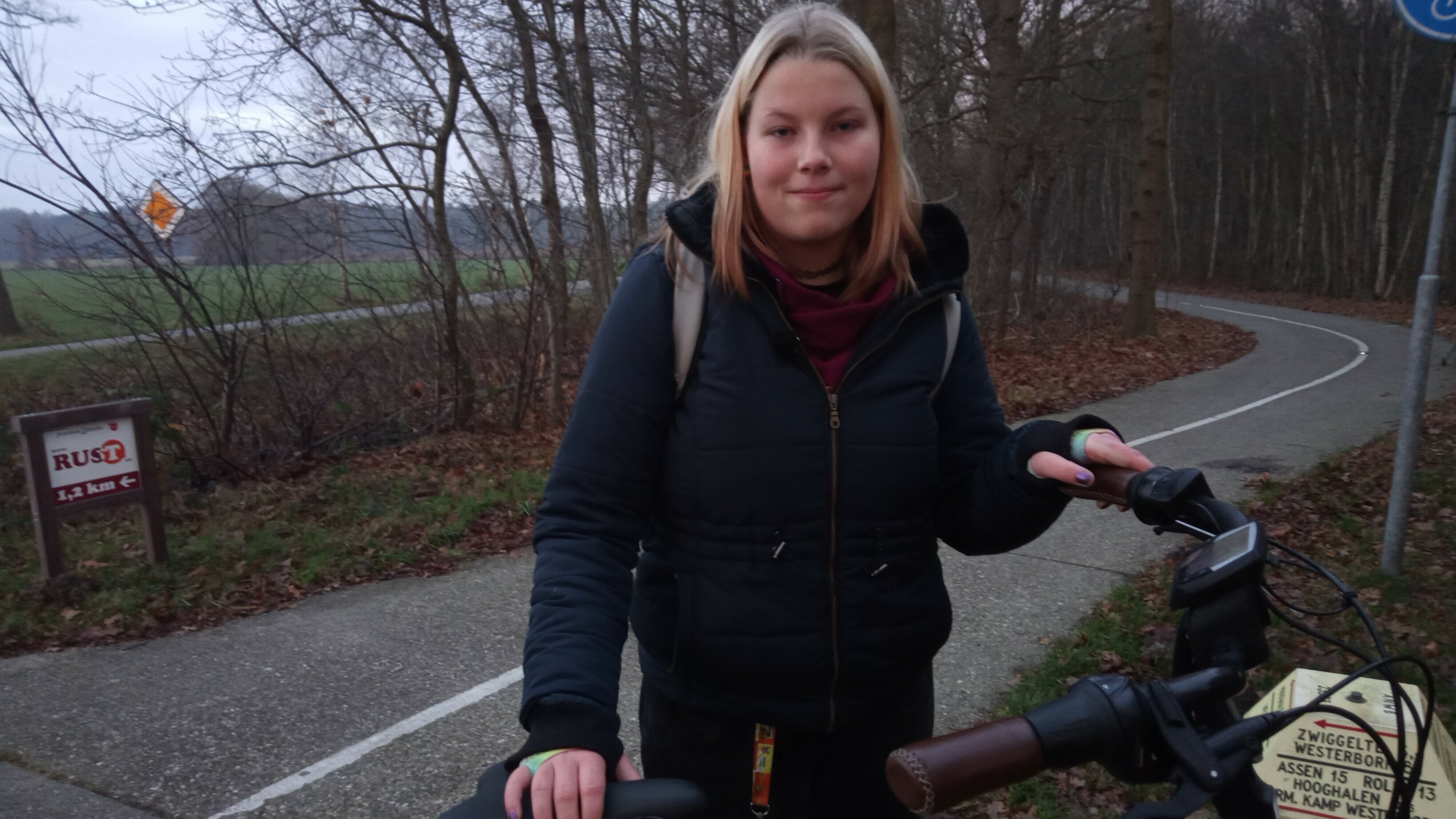 Na ontmoeting met wolf zoekt Iona (16) fietsgenoten voor route naar school