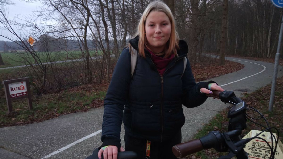 Na ontmoeting met wolf zoekt Iona (16) fietsgenoten voor route naar school