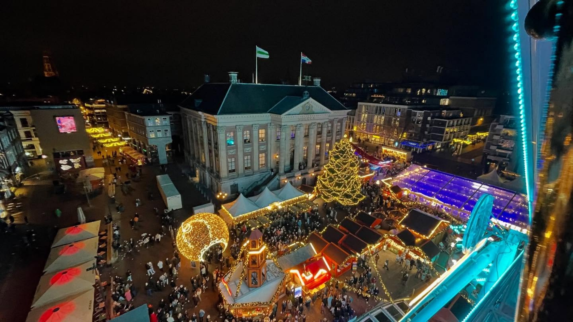 WinterStad, de kerstmarkt op de Grote Markt, sloot aan op WinterWelVaart