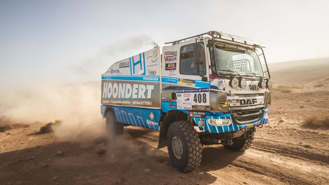 Adwin Hoondert tijdens de vierde etappe van de Africa ECO Race in 2018