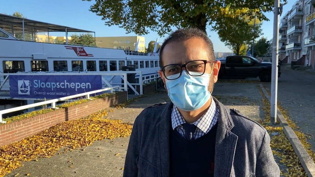 Statushouder Muaadh slaapt op een boot in Feijenoord: “Ik heb geen last van zeeziekte, godzijdank”