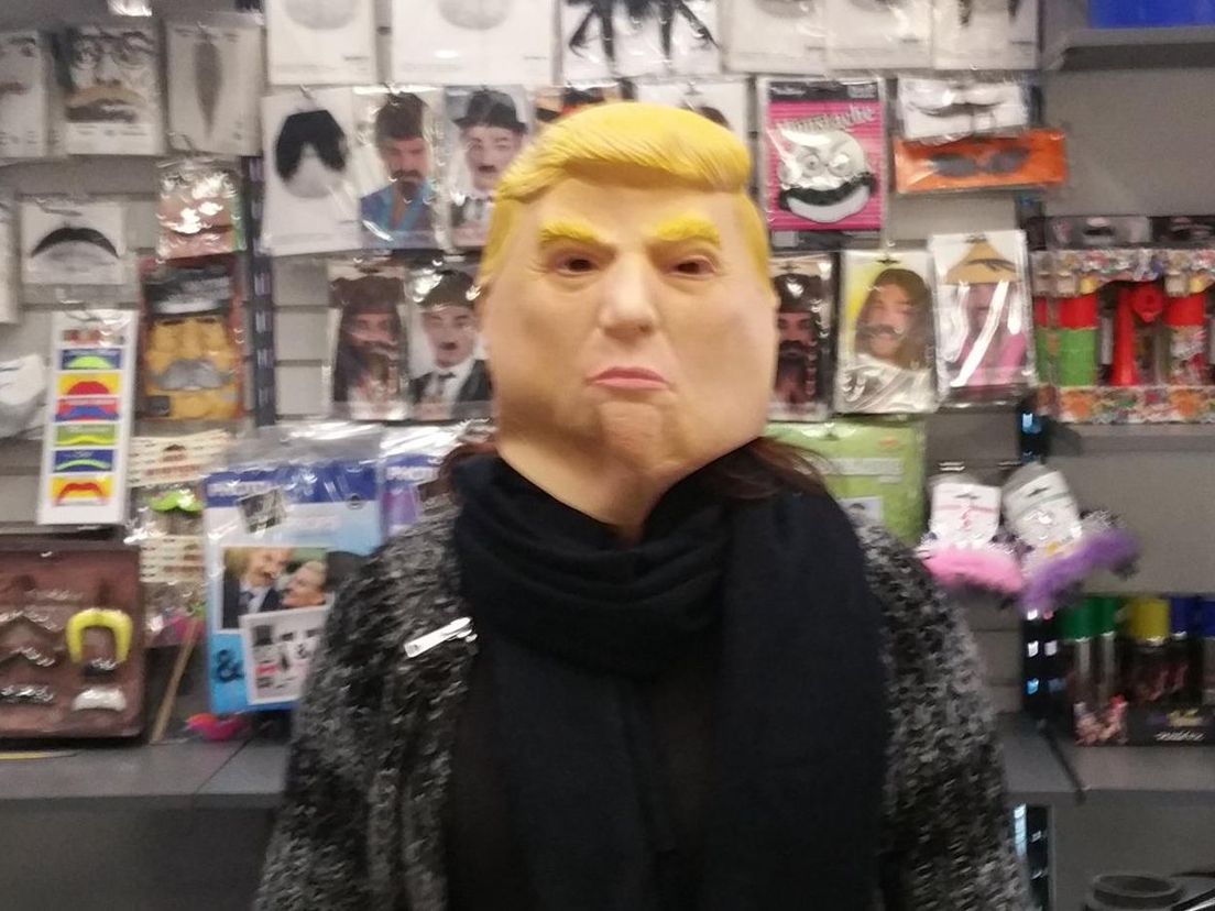 Trump-masker is dé carnavalshit