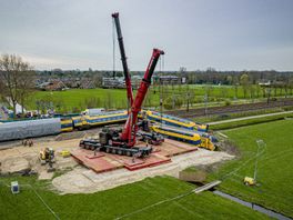 Bergingsoperatie ontspoorde treinstellen Voorschoten begonnen