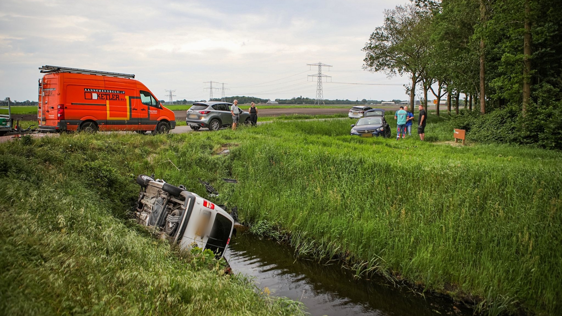 112-nieuws Donderdag 16 Mei: Twee Auto's Botsen In Westerlee ...