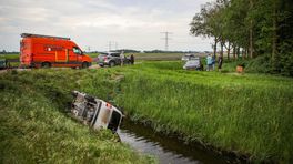 112-nieuws donderdag 17 mei: Twee auto's botsen in Westerlee • Verdachten steekpartij Nieuwe Markt kenden elkaar