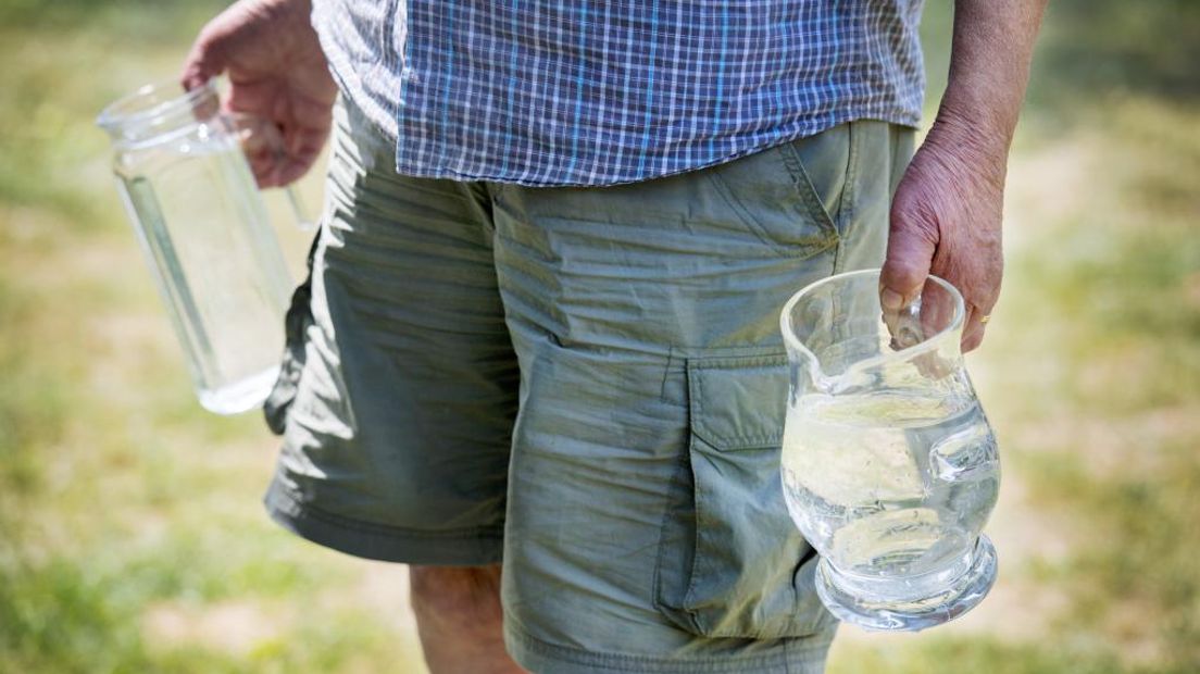 Zeven tips om minder drinkwater te verbruiken.