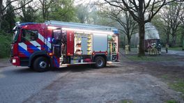 Brand in container met oud papier in Paterswolde