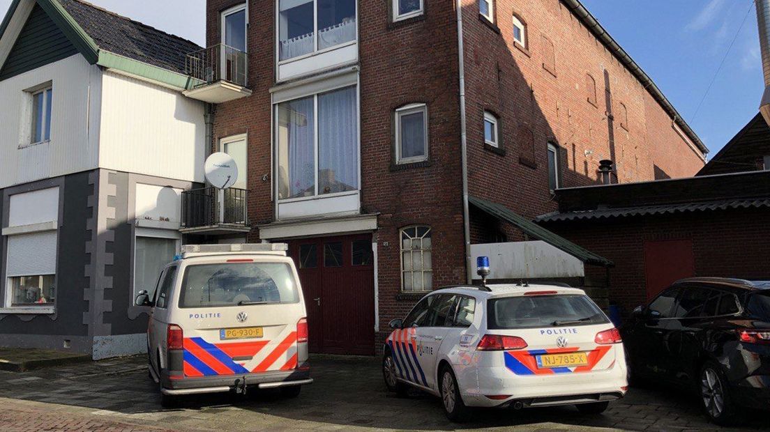 De politie en FIOD zijn in Winschoten vanwege hypotheekfraude