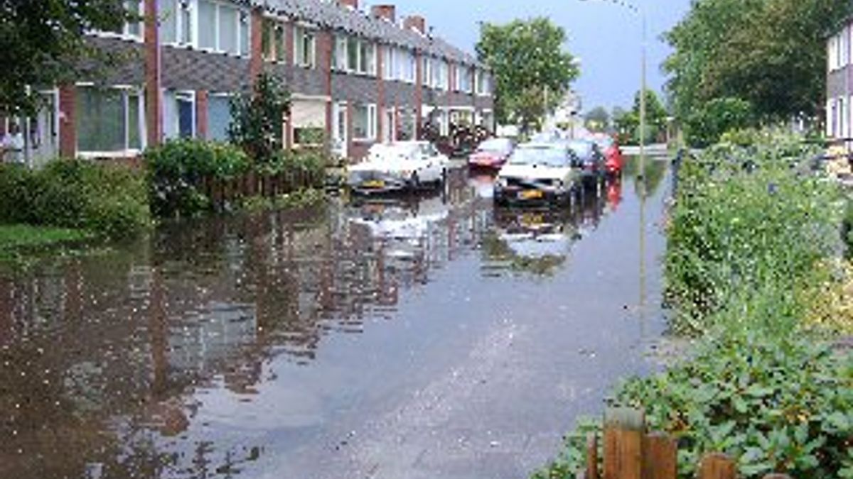 Wolkbreuk in Barger-Compascuum