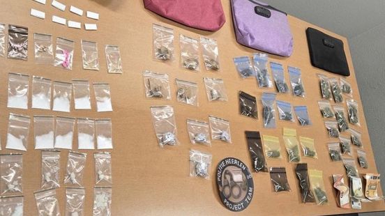 'Rijdende apotheek': politie betrapt dealer op heterdaad Nieuws