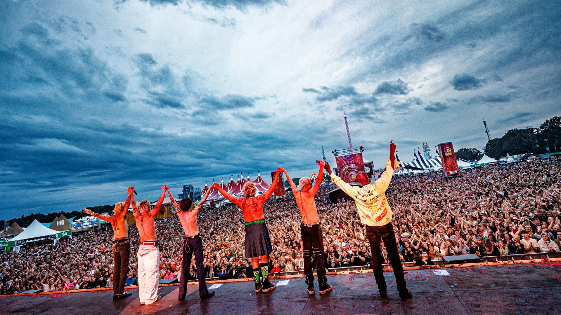 Zwarte Cross' hoofdpodium.