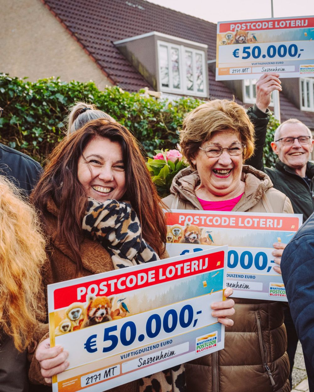 Straat wint Postcode Loterij en mag half miljoen verdelen - Omroep West