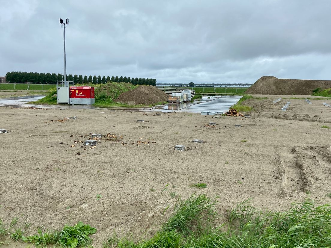 De plek in Middelharnis waar de flexwoningen moeten komen