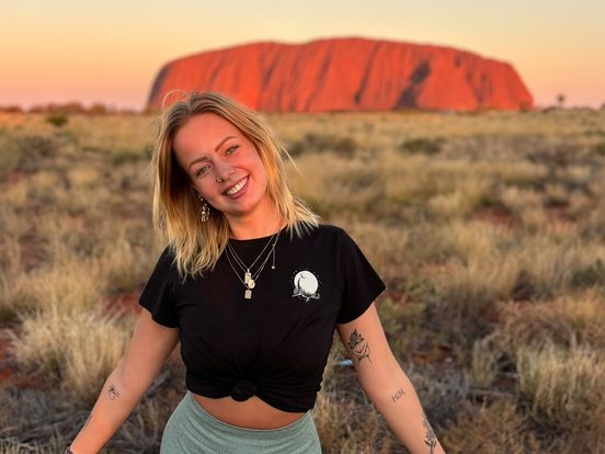 Wêrom't Vera yn Australië de alkohol stean lit: "Fansels is it net altyd maklik"