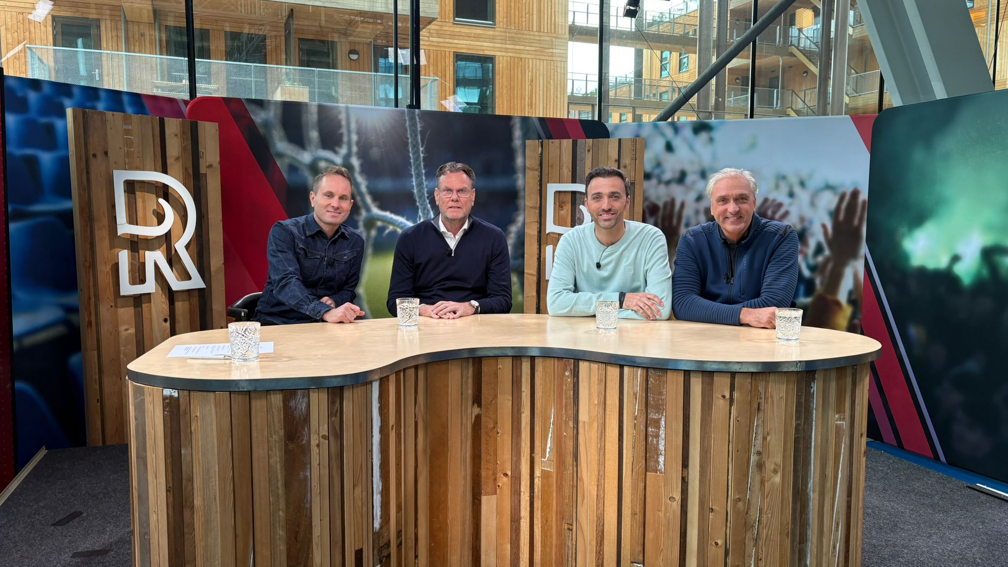 FC Rijnmond met Bart Nolles, Robert Eenhoorn, Dennis Kranenburg en Robert Maaskant