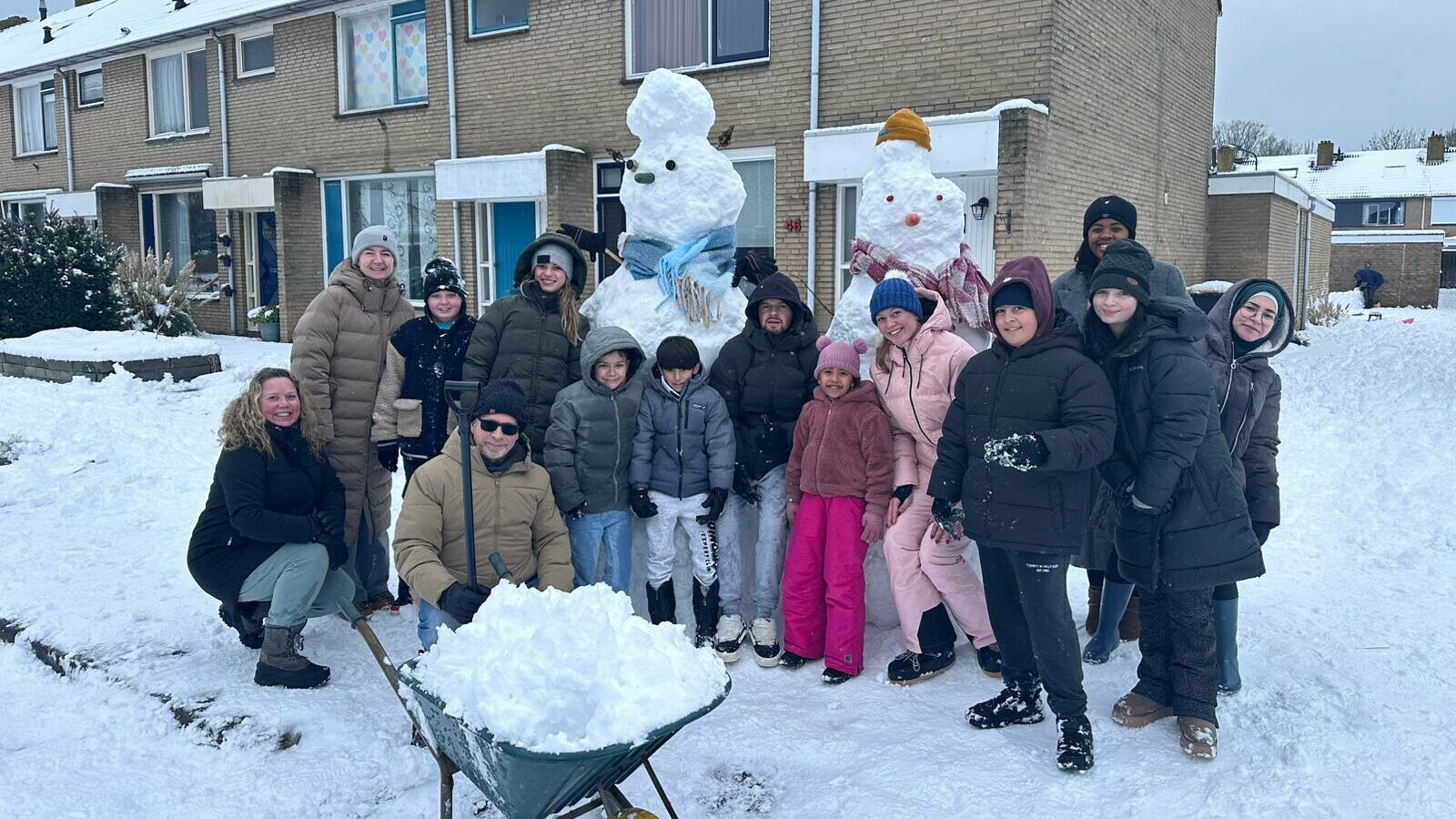 Morgen weer bussen, nog niet alle middelbare scholen open