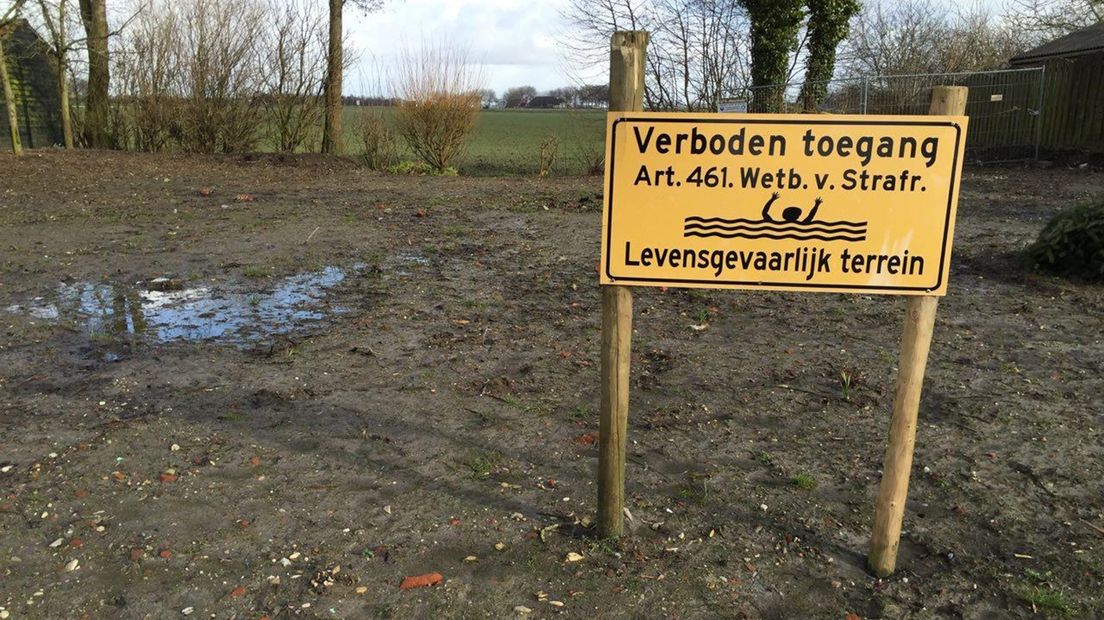 Een stuk braakliggende grond in Oosternieland