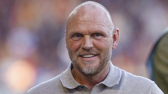 Oosting onder de indruk van spandoek: 'Dat doet wel wat met je' Home