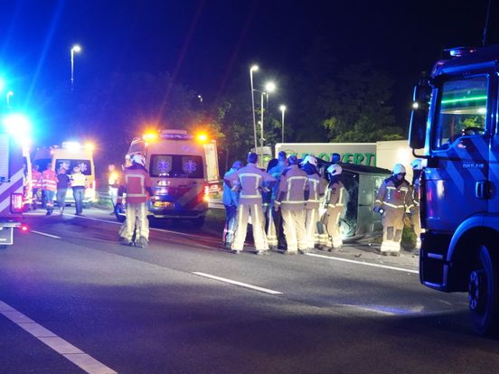 Gewonden na nachtelijk ongeluk op A28 bij Veeningen