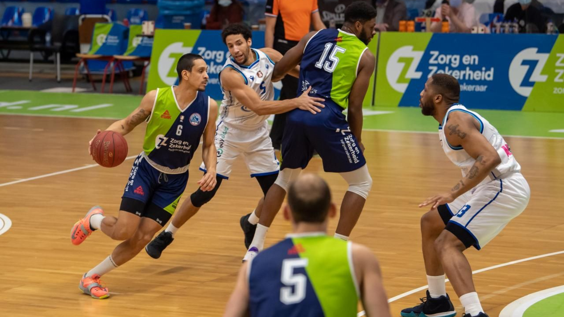 Basketballers ZZ Leiden Voor De Vierde Keer Landskampioen - RTV Noord