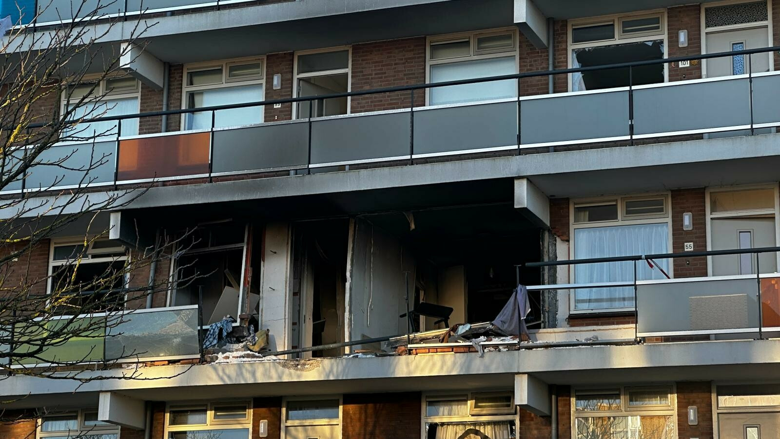 Bewoners Vlissingse flat kunnen vannacht niet terug naar appartement, maar: 'Veiligheid gebouw is niet in het geding'