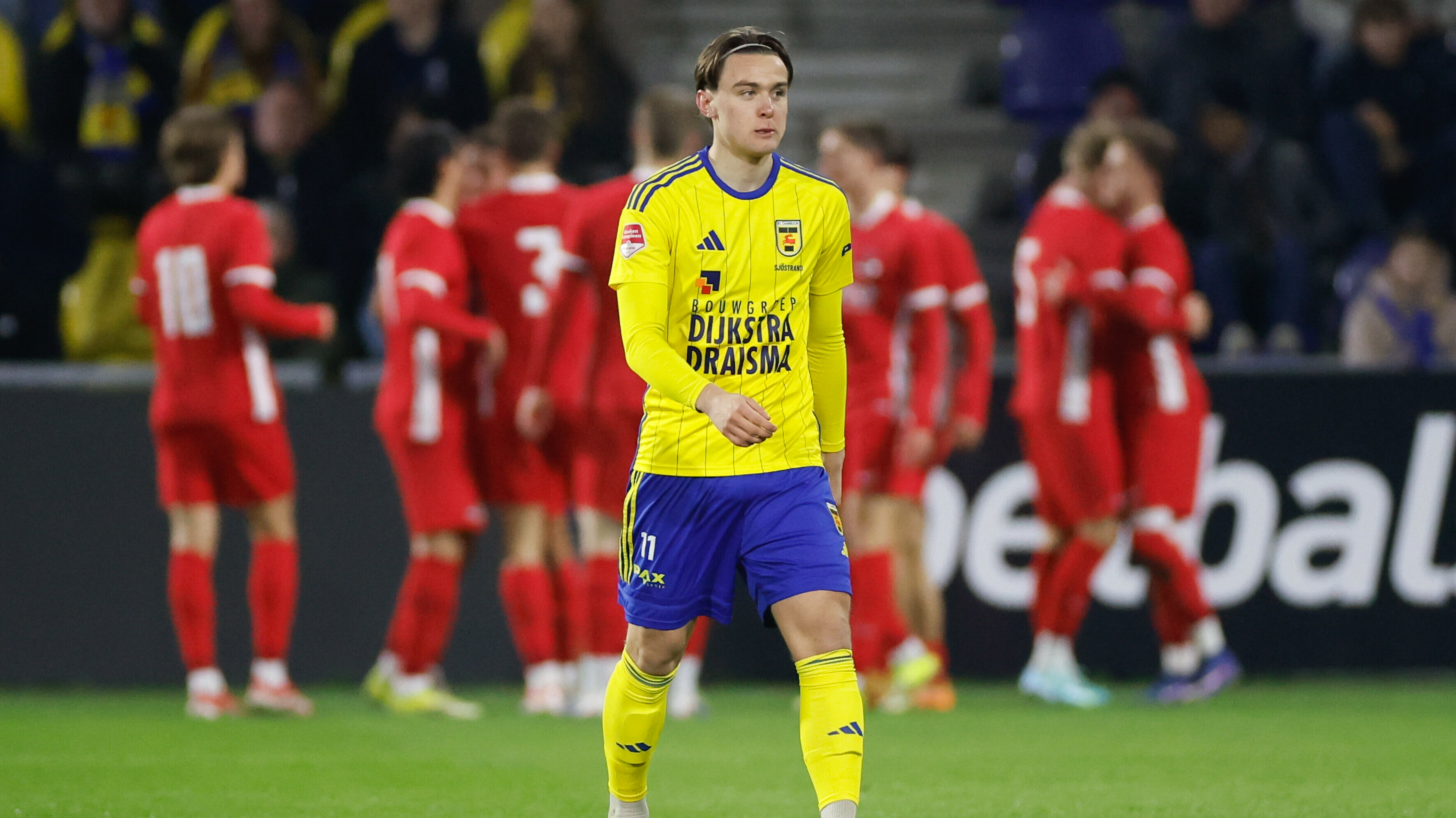 Efter Sjöstrand bliidskip om de goal fan Jong AZ