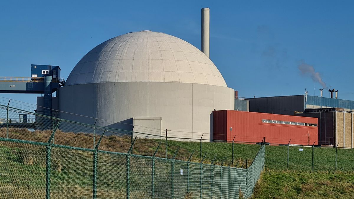 Medewerkers kerncentrale besmet met radioactieve stoffen