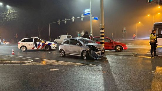Botsing in Ede • brand in woon-zorgcentrum. Botsing in Ede • brand in woon-zorgcentrum.