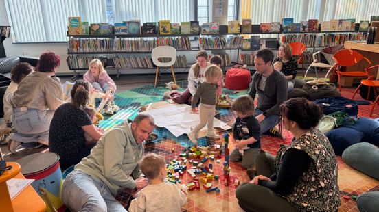 Hoe begeleid je peuters door een wereld vol schermen? Nieuws